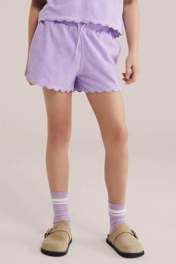 WE Fashion straight casual short lila