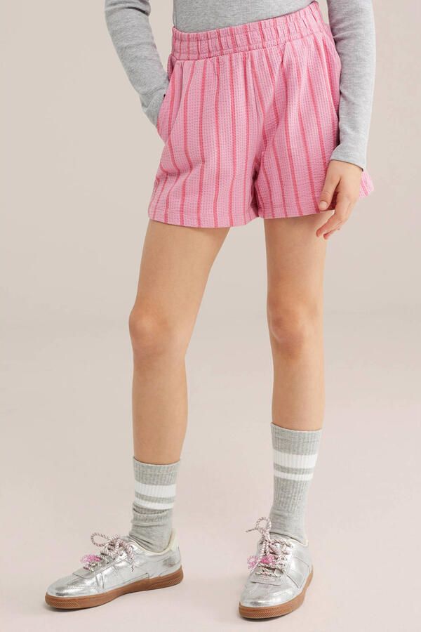 WE Fashion straight gestreepte casual short roze met textuur