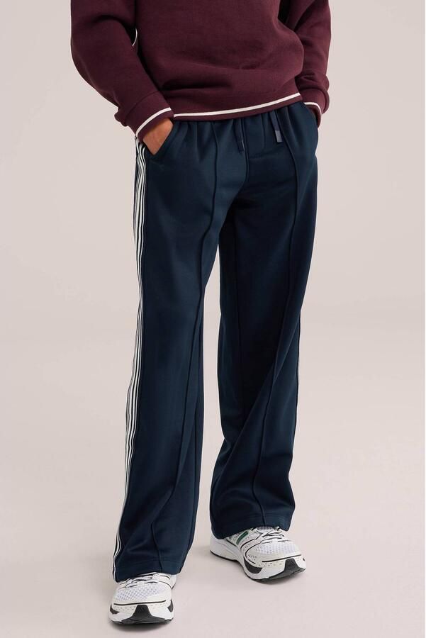 WE Fashion straight leg gestreepte joggingbroek donkerblauw
