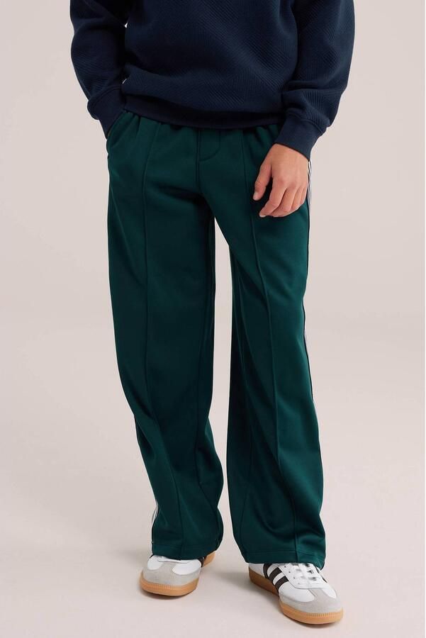 WE Fashion straight leg joggingbroek groen
