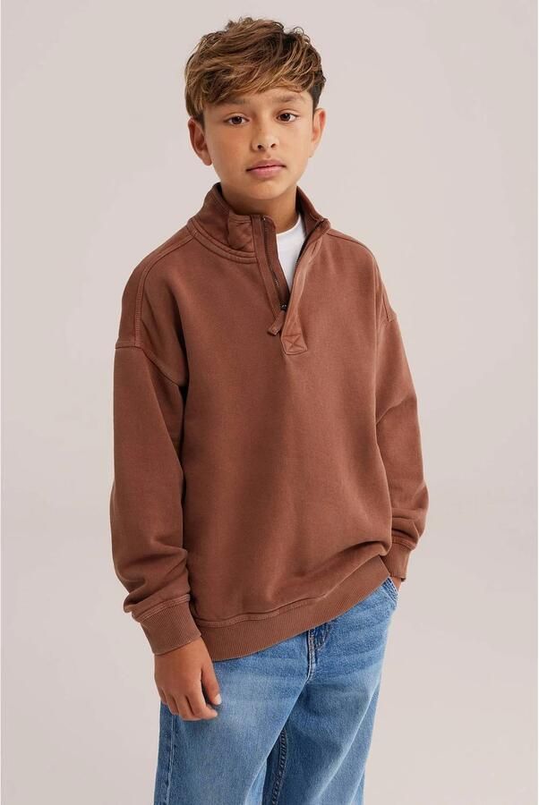 WE Fashion sweater bruin