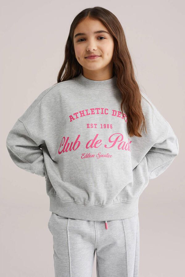 WE Fashion sweater