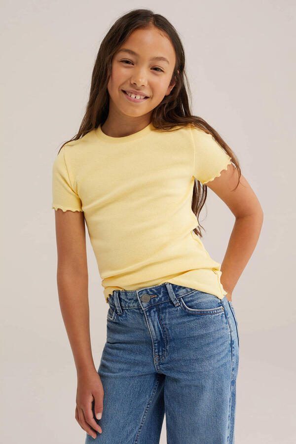 WE Fashion T-shirt rib gebreid lichtgeel
