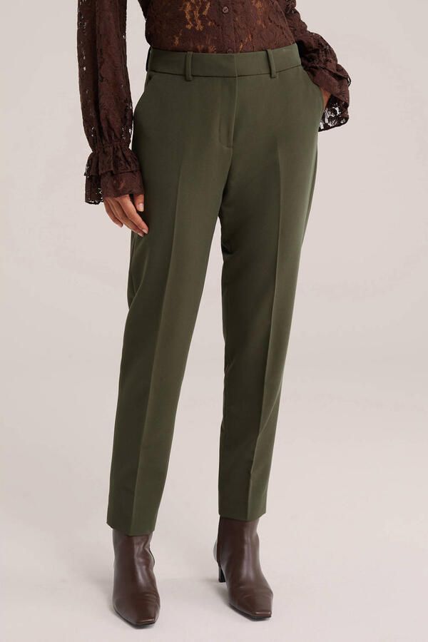 WE Fashion tapered pantalon donkergroen