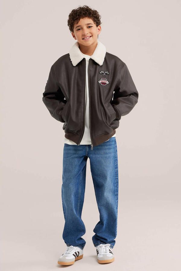 WE Fashion teddy bomberjack met patches bruin