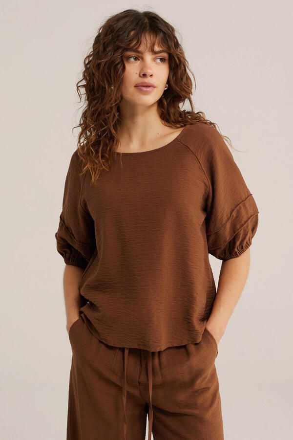 WE Fashion top bruin