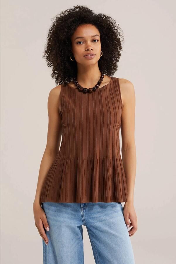 WE Fashion top bruin