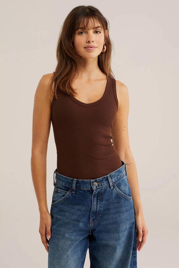 WE Fashion top bruin