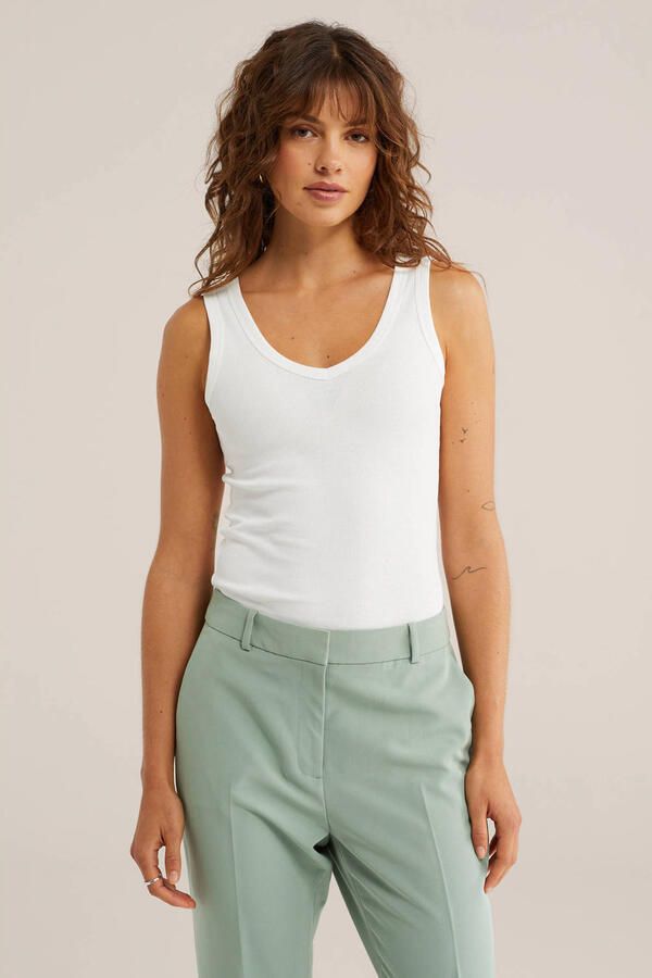 WE Fashion top
