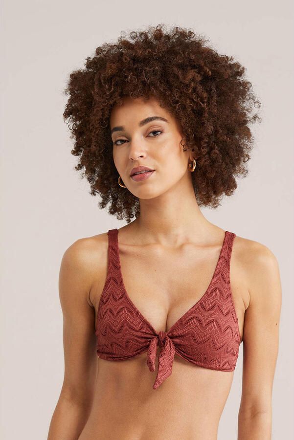 WE Fashion voorgevormde bikinitop met textuur donkerroze
