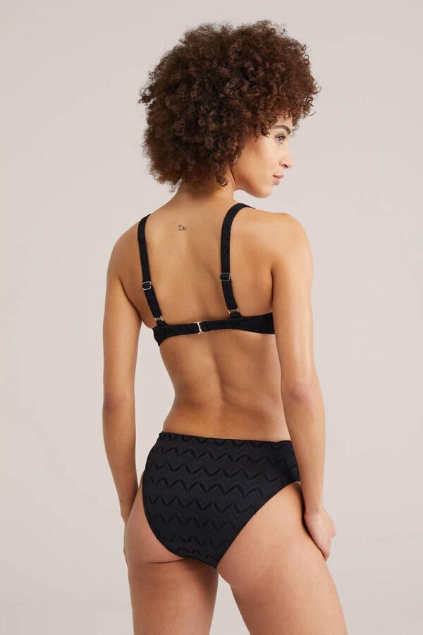 WE Fashion voorgevormde bikinitop met textuur zwart - Foto 3
