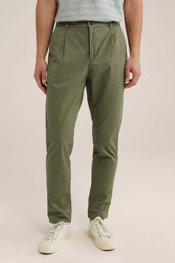 WE Fashion WE Fundamentals tapered fit chino Ben olive