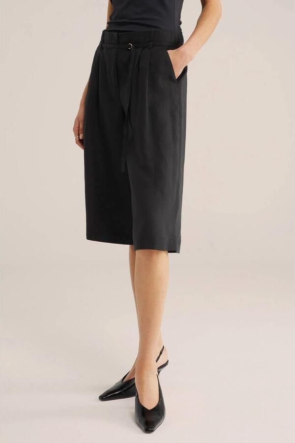 WE Fashion WE STUDIO wide leg regular waist bermuda short zwart