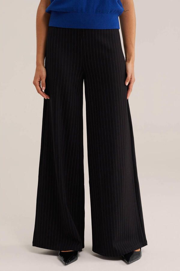 WE Fashion wide leg gestreepte broek zwart