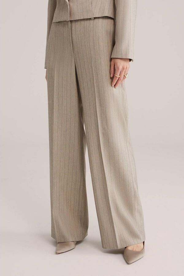 WE Fashion wide leg regular waist pantalon met krijtstreep grijsbruin
