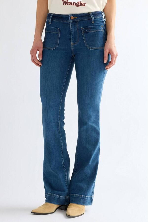 Wrangler flared jeans mediumblauw