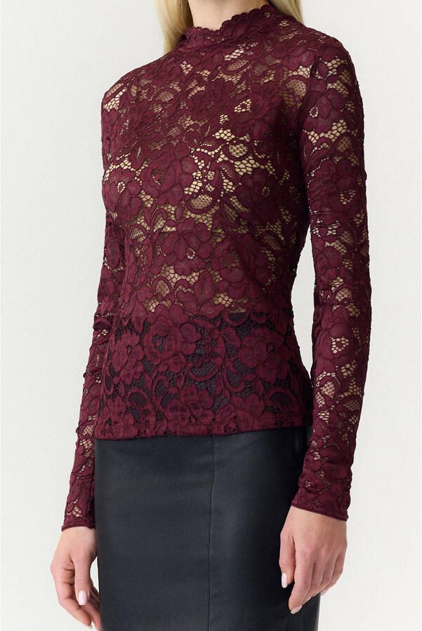YAS Slim Fit shirt met lange mouwen van bloemig kant model 'Lacey' - Foto 3