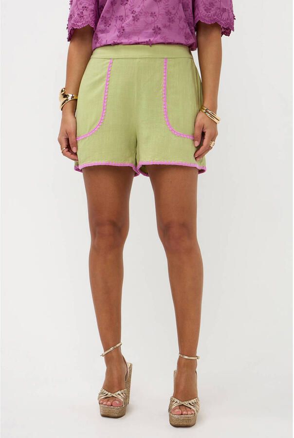 Ydence regular high waist casual short lichtgroen