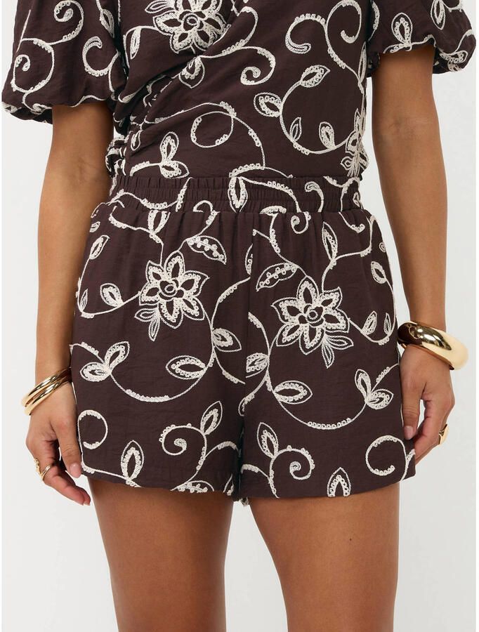 Ydence regular waist gebloemde casual short donkerbruin - Foto 6