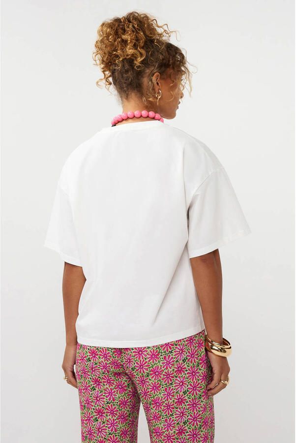 YDENCE Dames Tops & T-shirts T-shirt Juicy Bottle Gebroken Wit - Foto 6