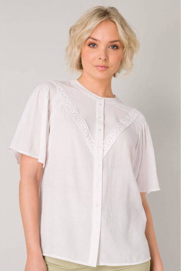 Yest blouse met sierbandjes wit