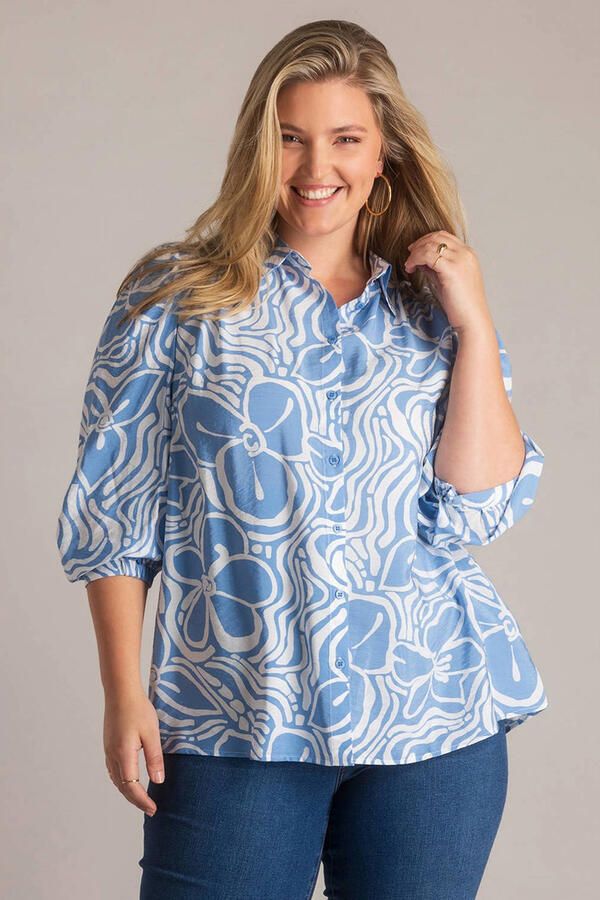 Yest Curve gebloemde blouse lichtblauw