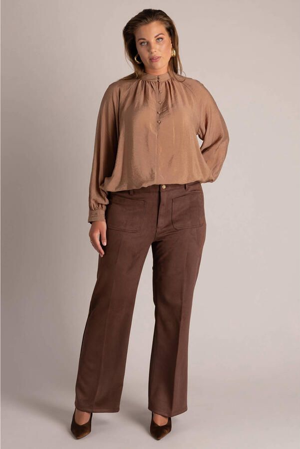 Yest Curve Plus Size suèdelook straight leg broek bruin - Foto 3