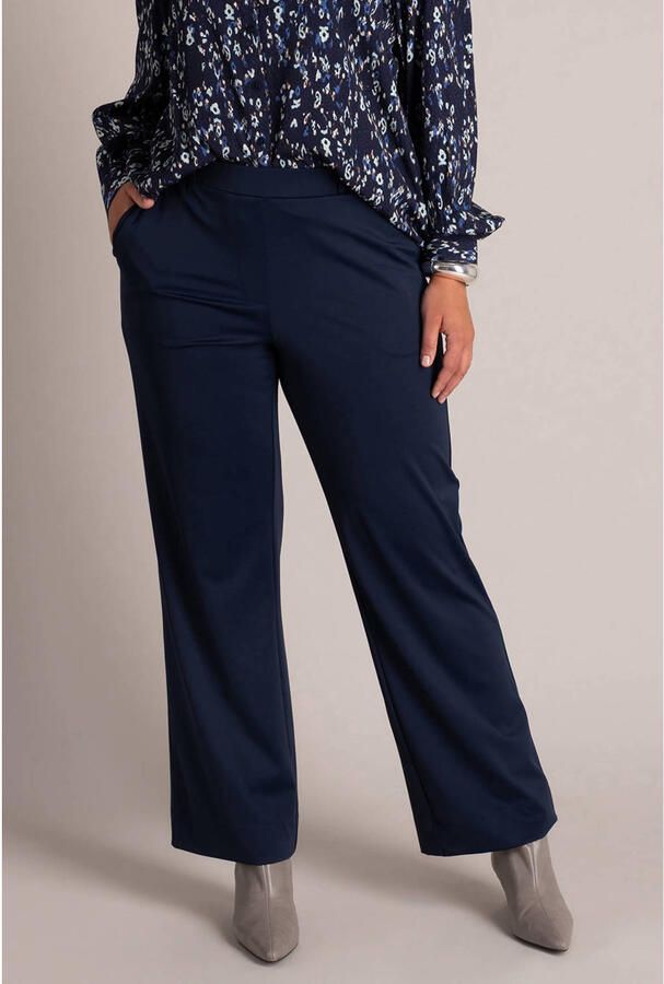 Yest Curve Plus Size travelstof flared broek donkerblauw