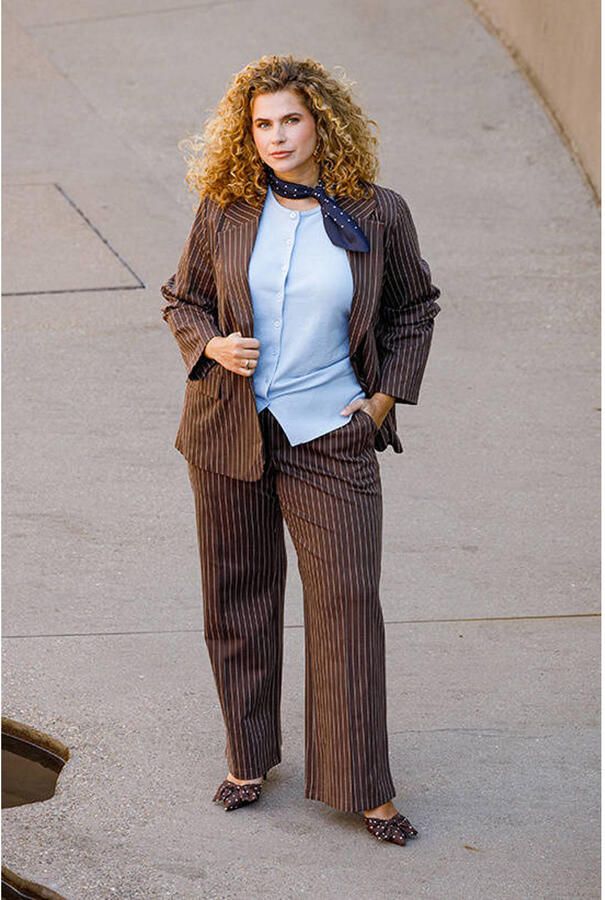 Yest Curve regular fit gestreepte blazer Plus Size bruin - Foto 2