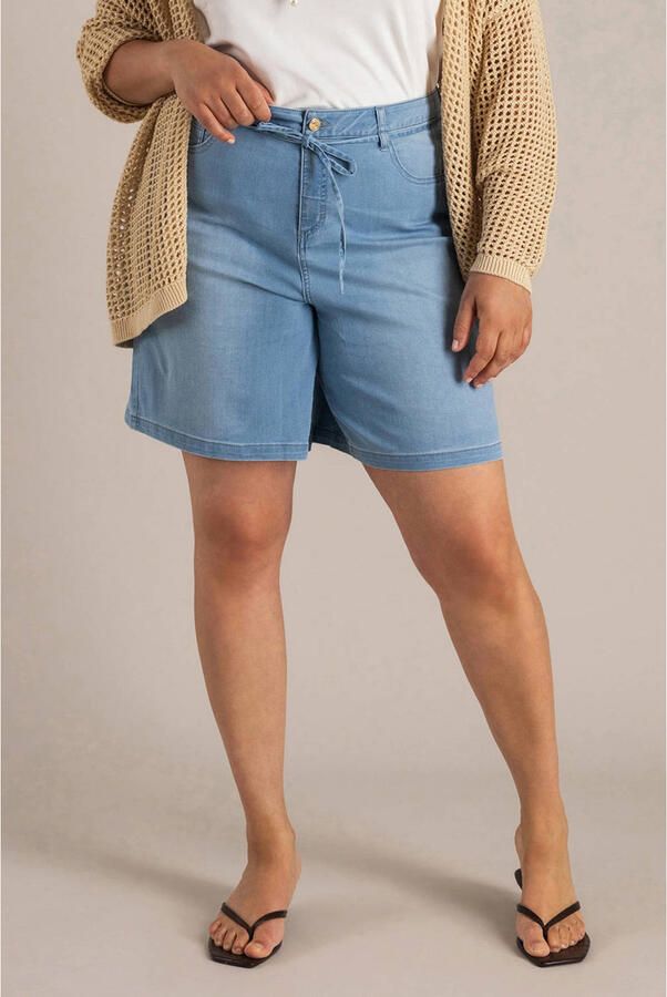 Yest Curve regular waist short light blue denim