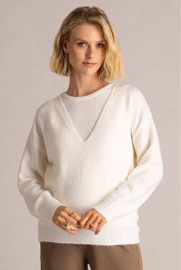 Yest gebreide trui met cut-out en wol beige