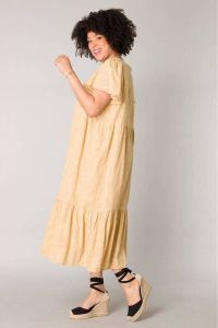 Yesta jurk met volant camel