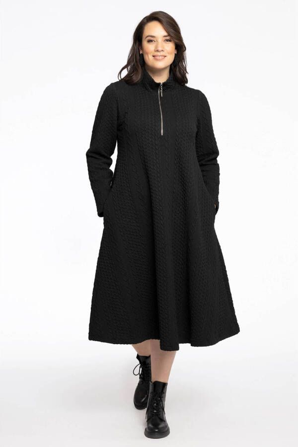 Yoek A-lijn jurk met textuur zwart