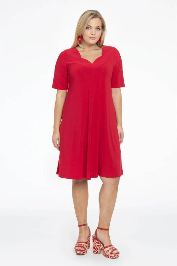 Yoek A-lijn jurk van travelstof DOLCE rood