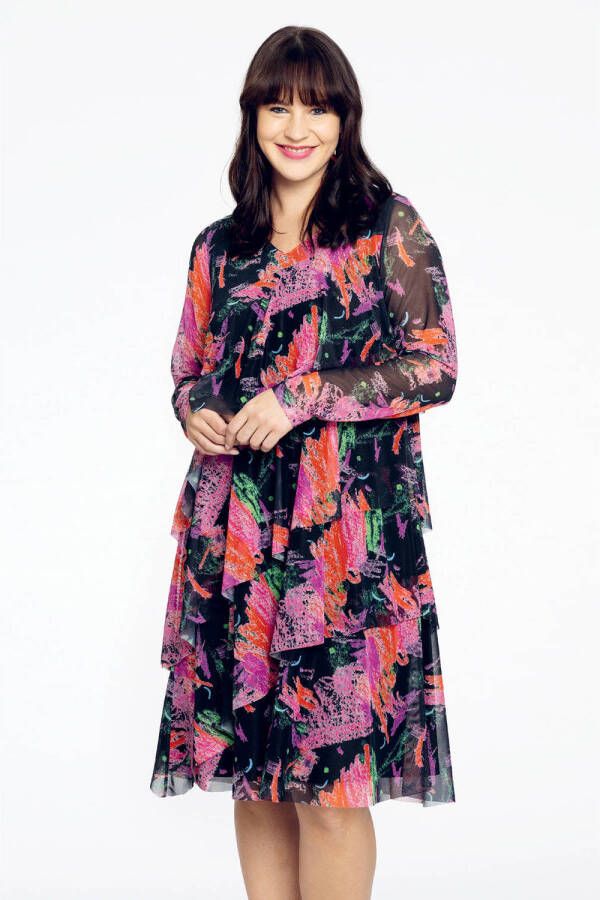 Yoek jurk met all over print en volant zwart roze groen