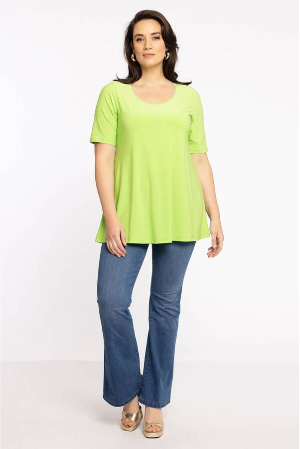 YOEK T-shirt DOLCE van travelstof limegroen