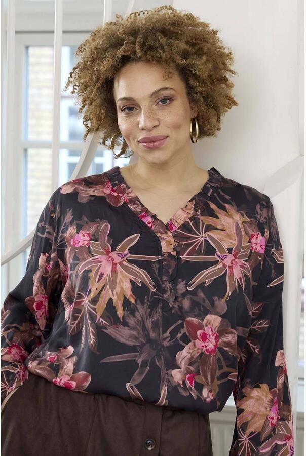 Zhenzi Plus Size gebloemde blouse zwart roze