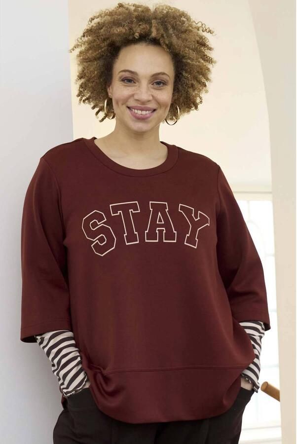 Zhenzi Plus Size sweater met tekst donkerrood