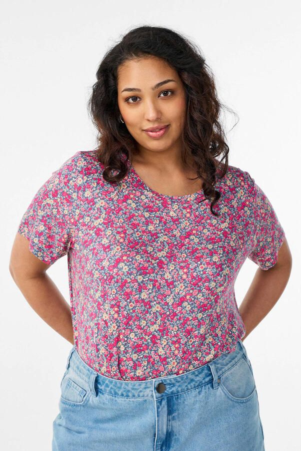 Zizzi gebloemd T-shirt roze
