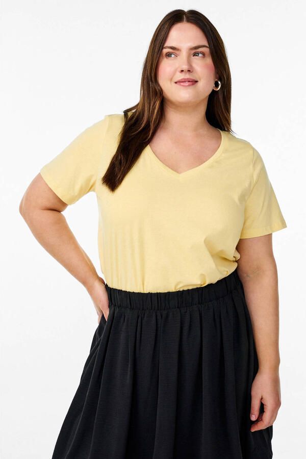 Zizzi T-shirt lichtgeel